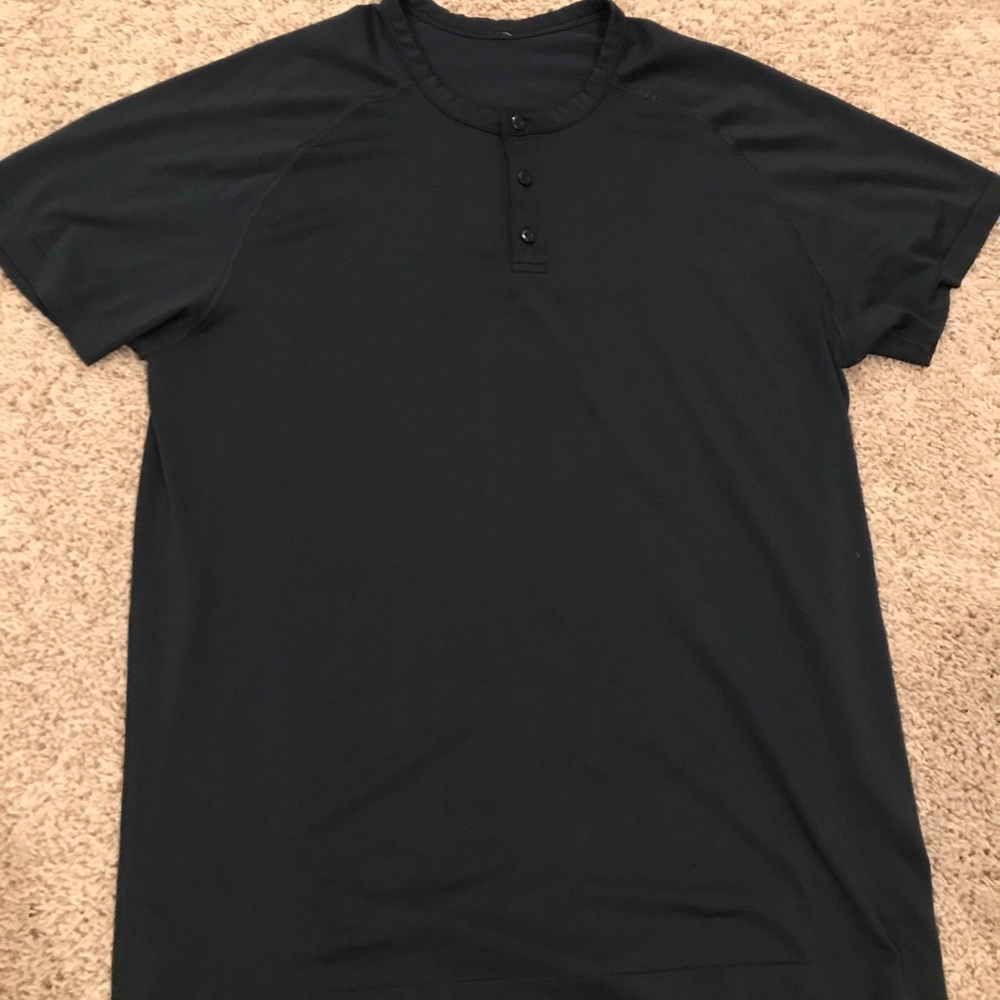 Men’s Lululemon Metal Vent Tech SS Henley, navy XL